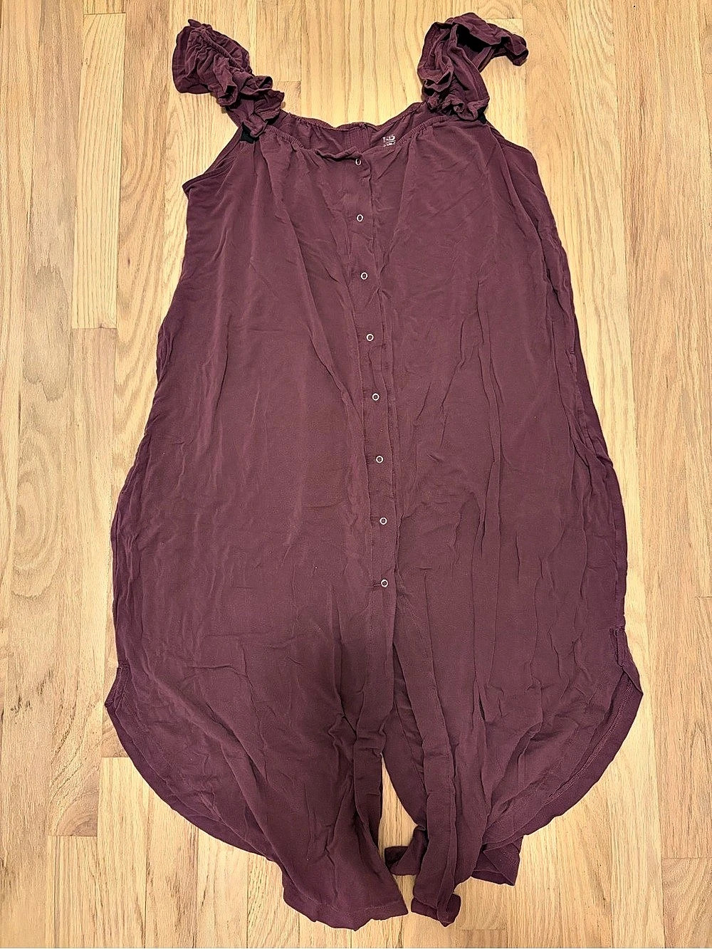 Kindred Bravely Ruffle Strap Labor & Delivery Gown Burgundy Medium/Large